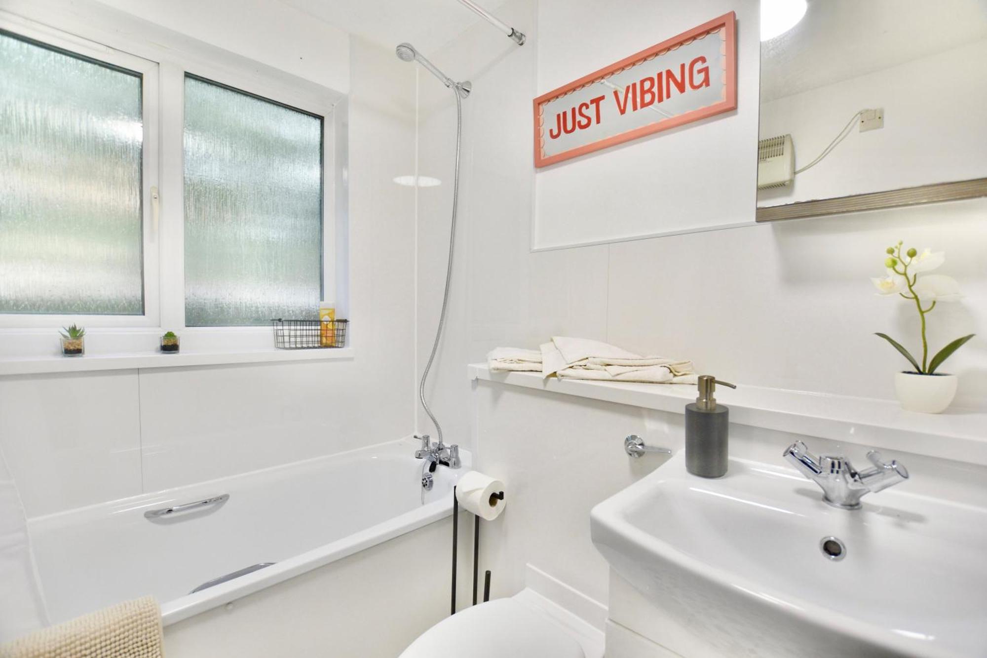 Full Close To Excel Centre, Airport , O2 Arena * Londra
