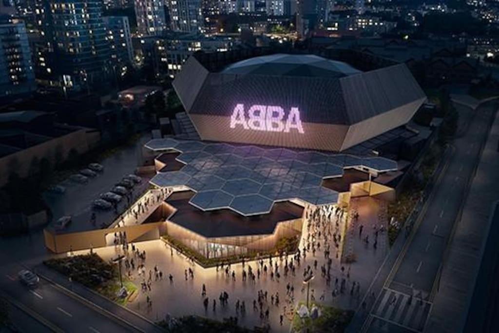 Full Close To Excel Centre, Airport , O2 Arena Appartamento